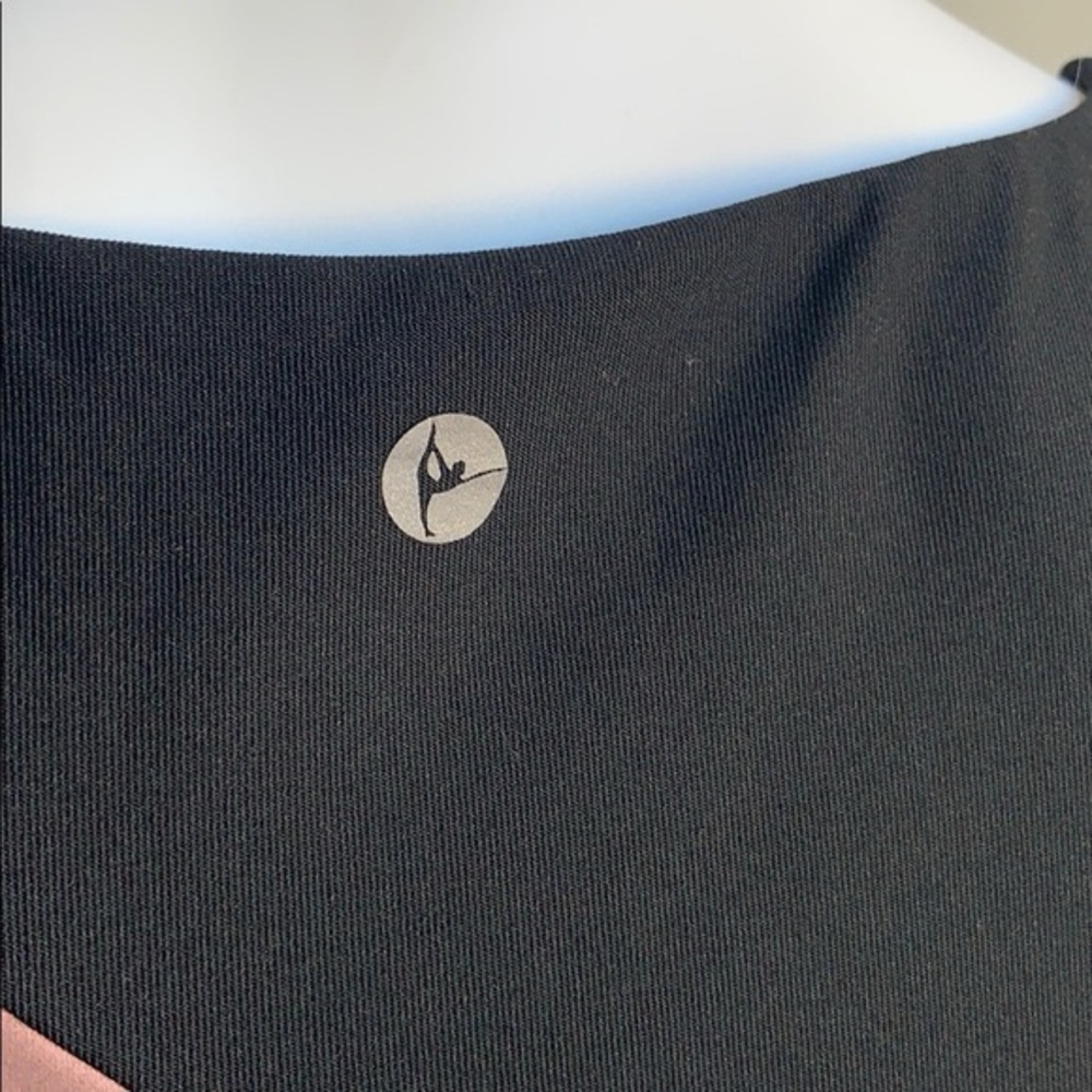 Gorgeous Sports Bra - Picture 5 of 8